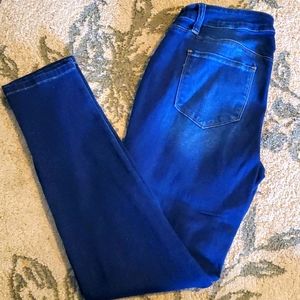 Clearance-A&I Flawless jeans